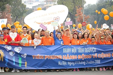 Không khí sôi nổi, trẻ trung của Ngày hội trước khi chính thức bắt đầu.