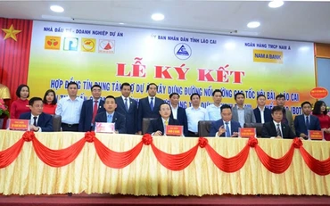 Ký kết cung ứng vốn vay, khoảng hơn 800 tỷ đồng để xây dựng đường nối tuyến cao cốc Nội bài- Lào Cai đến Khu du lịch quốc gia Sa Pa (Lào Cai).