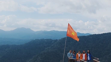 Ngút ngàn Tây Giang