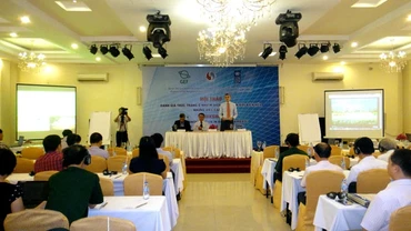 Ông Bakhodir Burkhanov, Phó giám đốc Chương trình phát triển Liên hợp quốc tại Việt Nam phát biểu tại hội thảo.