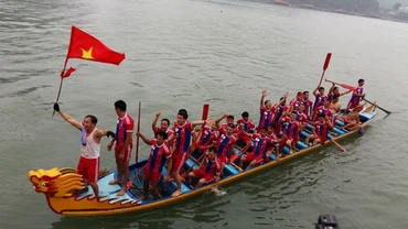Đội chiến thắng.