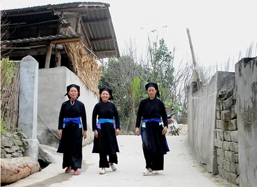 Tuyến đường liên thôn, liên xã Bản Díu, huyện Xín Mần (Hà Giang) được bê-tông hóa. Ảnh: QUANG MINH
