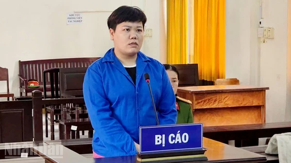 Bị cáo Nguyễn Thị Yến Ly. (Ảnh: VĂN VŨ)