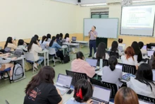 Giờ học của sinh viên Trường đại học Khoa học xã hội và Nhân văn.