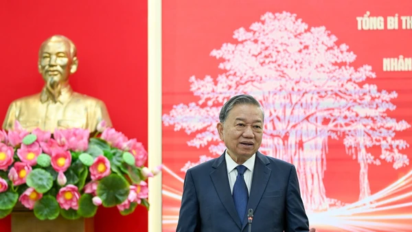 Tổng Bí thư Tô Lâm phát biểu kết luận cuộc làm việc với Báo Nhân Dân. (Ảnh: DUY LINH)