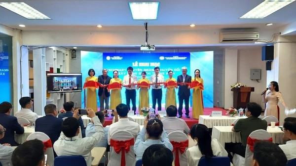 Nghi thức khai mạc Techmart 2025.