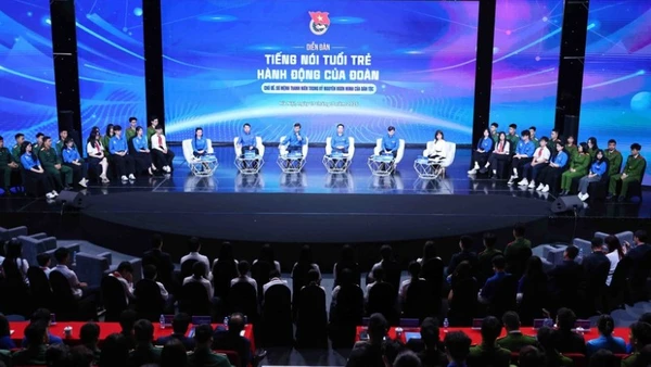 Diễn đàn được tổ chức theo hình thức trực tiếp kết hợp trực tuyến. (Ảnh: TTXVN).