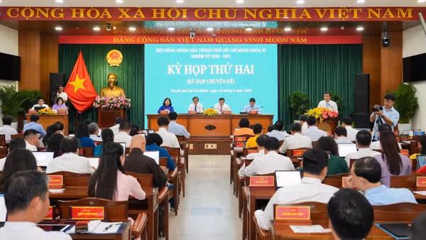 Toàn cảnh kỳ họp.