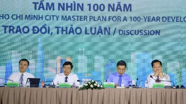 Các đồng chí chủ trì hội thảo.