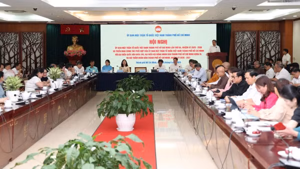 Toàn cảnh hội nghị.