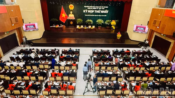 Quang cảnh kỳ họp.