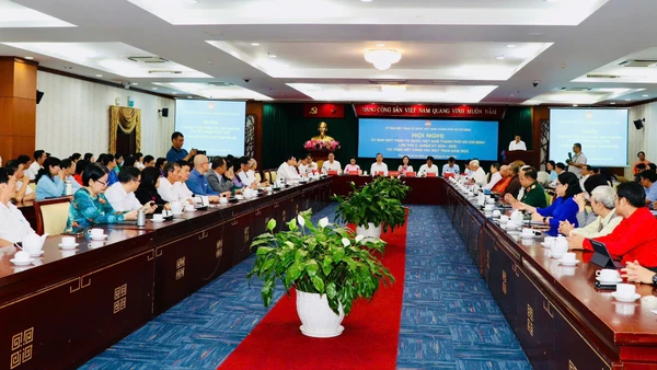 Toàn cảnh Hội nghị.