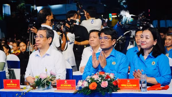 Tháng Công nhân lần thứ 18 được tổ chức với nhiều hoạt động ý nghĩa dành cho công nhân, lao động.