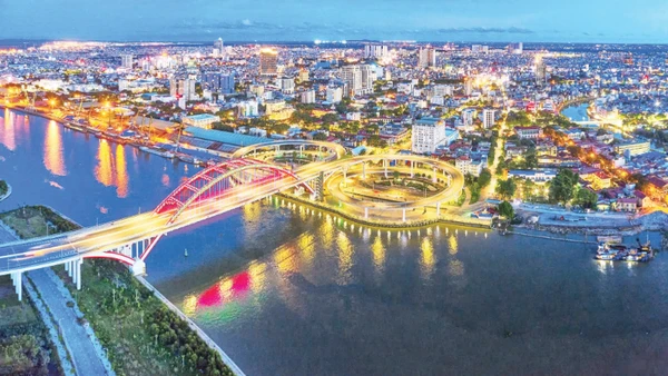 Thành phố Hải Phòng ngày càng phát triển. (Ảnh: ĐỨC NGHĨA)