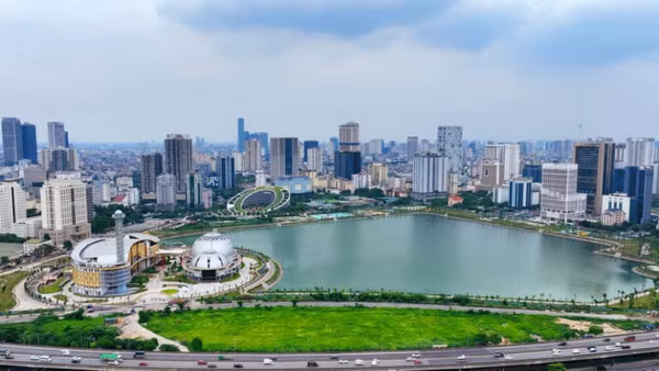 Một góc Thủ đô Hà Nội hiện đại, văn minh. (Ảnh: PHẠM HÙNG)