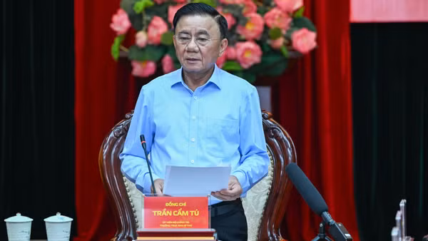 Đồng chí Trần Cẩm Tú, Ủy viên Bộ Chính trị, Thường trực Ban Bí thư. (Ảnh: DUY LINH)
