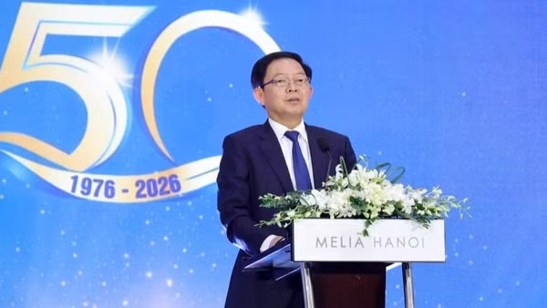 Phó Thủ tướng Hồ Quốc Dũng phát biểu chỉ đạo tại Lễ kỷ niệm.