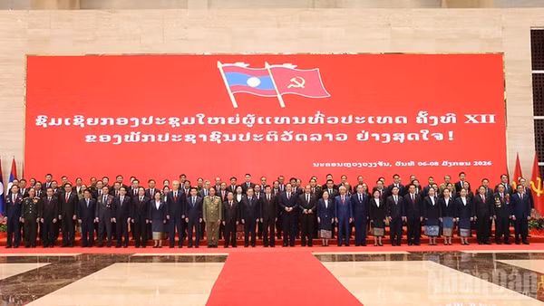 Ban Chấp hành Trung ương Đảng Nhân dân Cách mạng Lào khóa XII. (Ảnh: DUY TOÀN)