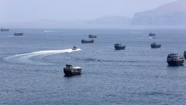 Quang cảnh eo biển Hormuz ngày 20/6/2026. (Ảnh: THX/TTXVN)