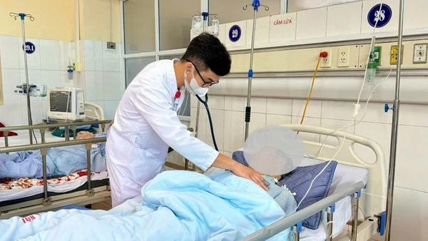 Điều trị bệnh nhân lao tại Bệnh viện Phổi Hà Nội (Sở Y tế Hà Nội).