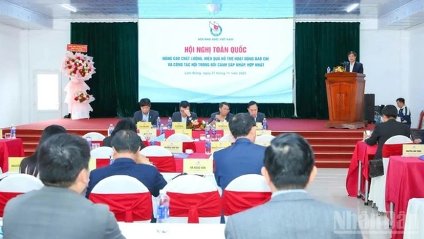 Quang cảnh hội nghị.