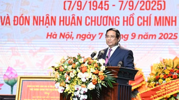 Thủ tướng Phạm Minh Chính phát biểu ý kiến tại Lễ kỷ niệm 80 năm Ngày thành lập Đài Tiếng nói Việt Nam. (Ảnh: TRẦN HẢI)