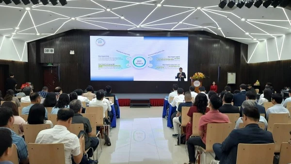Quang cảnh hội thảo.