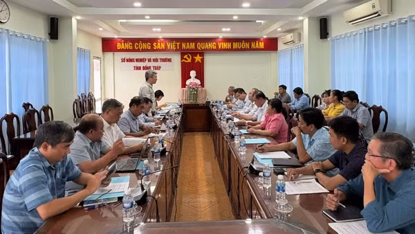 Cục Quản lý và Xây dựng công trình thủy lợi làm việc Sở Nông nghiệp và Môi trường Đồng Tháp.