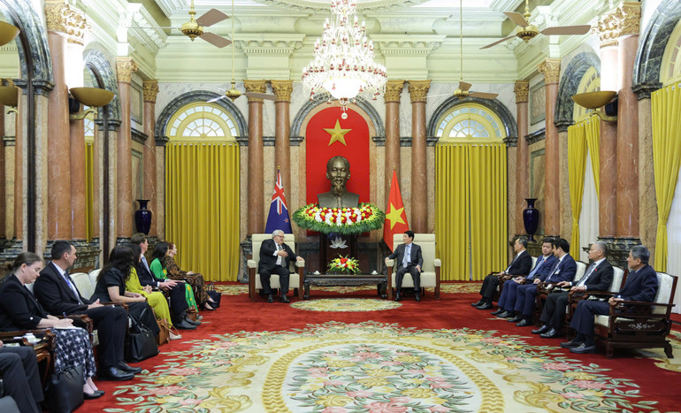 Toàn cảnh buổi tiếp. z6957428036511-ad2d96261f5bb3a177aa31338cfc2672.jpg
