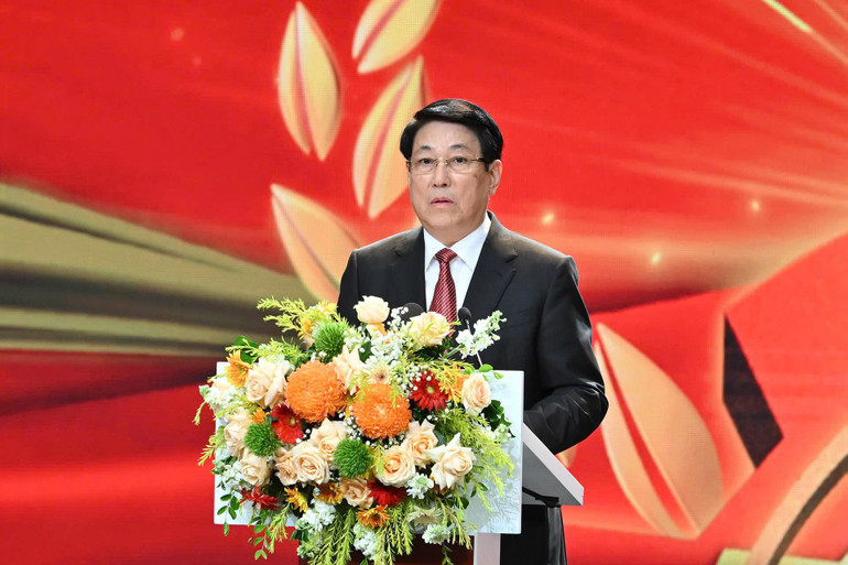 Chủ tịch nước Lương Cường phát biểu tại buổi lễ. (Ảnh: THỦY NGUYÊN) z7116915885816-6d0716cbc027eaa72f94dc6e32987f84.jpg