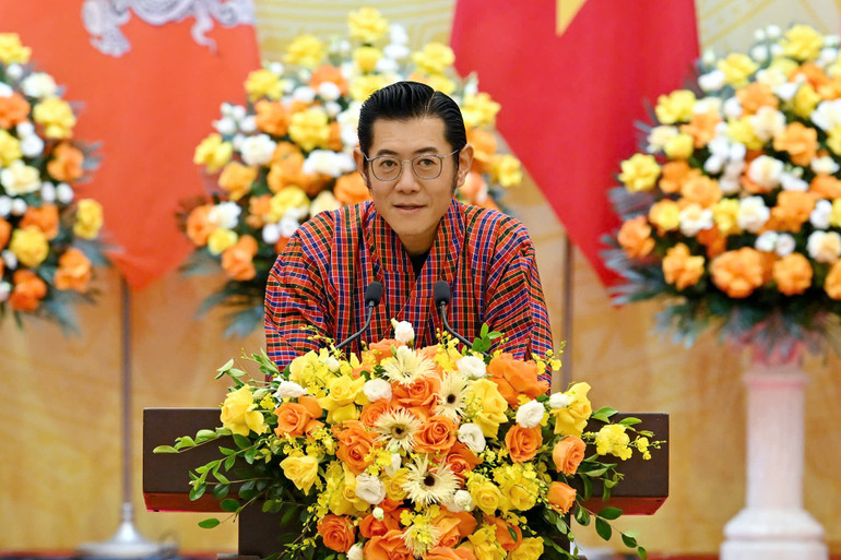 Quốc vương Bhutan phát biểu tại buổi chiêu đãi (ảnh Thủy Nguyên) z6923684003573-bb7e6f0477b52c4c711b95dc76a2aa5f.jpg