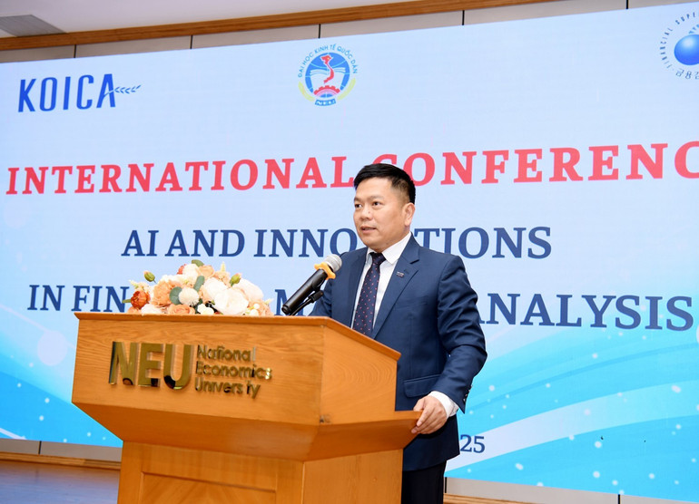 Вступительную речь на семинаре произнес профессор, доктор Нгуен Тхань Хиеу. dsc-8764-copy.jpg