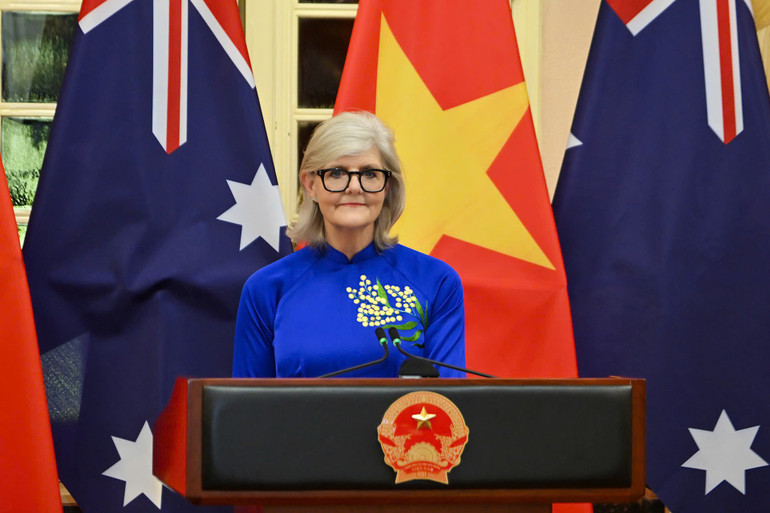 Toàn quyền Australia phát biểu tại buổi chiêu đãi. (Ảnh: THỦY NGUYÊN) z6997886456390-5af996a4930657454ae178f44ba10152.jpg