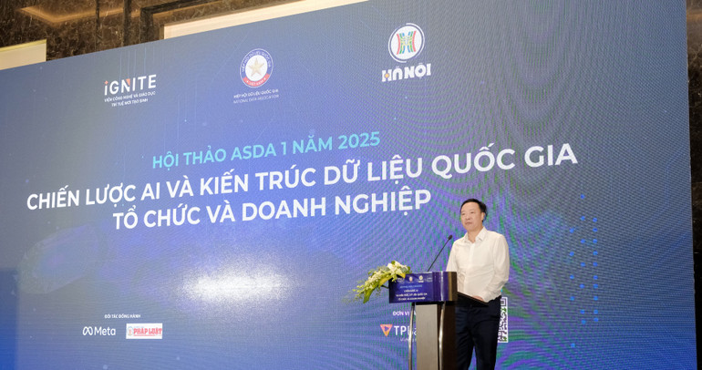 Thiếu tướng Nguyễn Ngọc Cương, Giám đốc Trung tâm Dữ liệu quốc gia, Phó Chủ tịch Hiệp hội Dữ liệu quốc gia phát biểu. 3.jpg