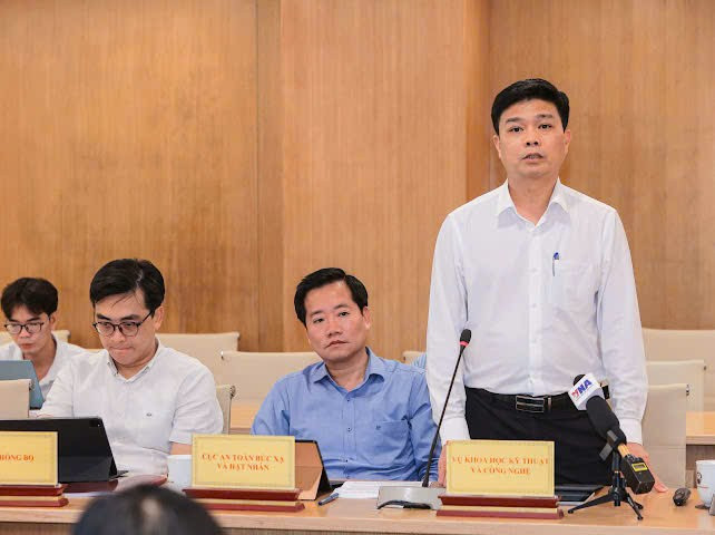Ông Nguyễn Phú Hùng, Vụ trưởng Vụ khoa học kỹ thuật và công nghệ cho biết về những điểm mới của uật Khoa học, Công nghệ và Đổi mới sáng tạo. ong-nguyen-phu-hung-vu-truong-vu-khoa-hoc-ky-thuat-va-cong-nghe.jpg