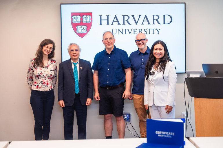 Bác sĩ Nguyễn Xuân Lam tham dự hội thảo tại Trường đại học Harvard, ngày 16/7/2025. anh-4.jpg