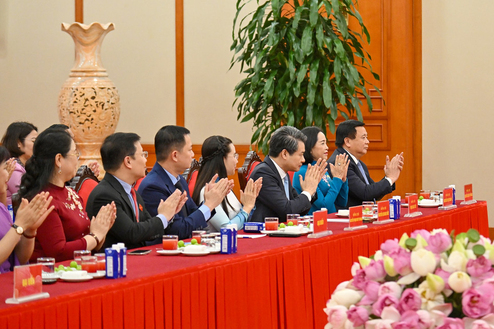 Đại biểu dự buổi gặp mặt. (Ảnh: THỦY NGUYÊN) chi-0550.jpg