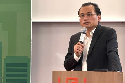 Ông Huỳnh Phạm Tuấn Anh, Phó Giám đốc Sở Quy hoạch-Kiến trúc Thành phố Hồ Chí Minh phát biểu tại hội thảo. (Ảnh: QUÝ HIỀN)