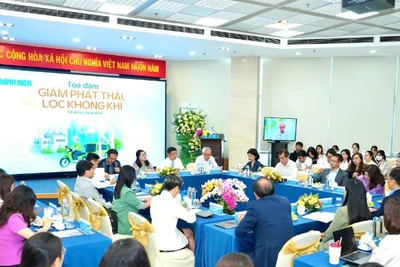 Tọa đàm “Giảm phát thải, lọc không khí” do Báo Thanh Niên tổ chức.