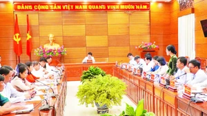 Tổ công tác thẩm định văn kiện Đại hội Đảng bộ trực thuộc Tỉnh ủy Đồng Tháp, nhiệm kỳ 2025-2030 thẩm định văn kiện Đại hội Đảng bộ phường Cao Lãnh.