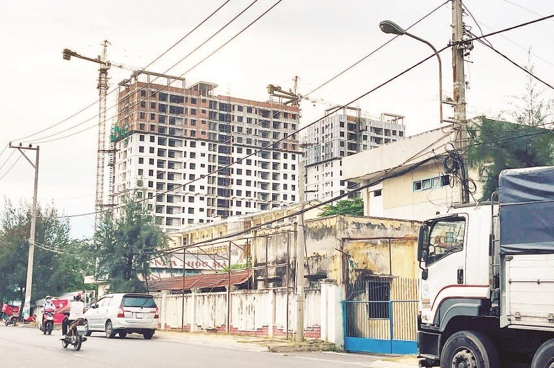 Khu chung cư căn hộ nhà ở xã hội Phú Thịnh chậm tiến độ.