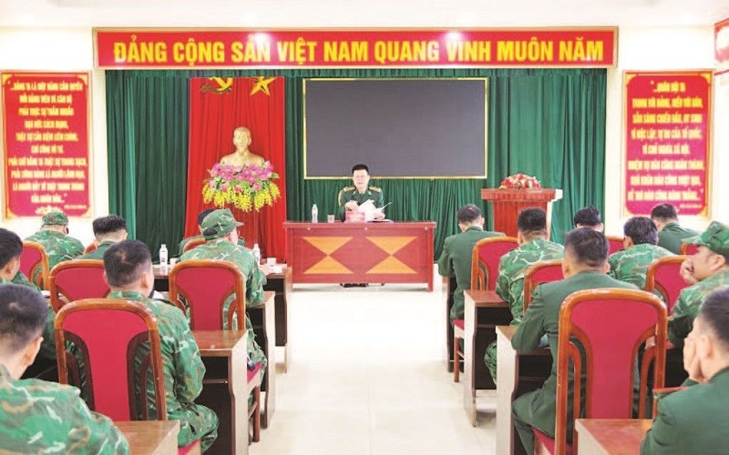 Lãnh đạo Ban Chỉ huy Bộ đội Biên phòng tỉnh Cao Bằng quán triệt, giao nhiệm vụ cho lực lượng Đồn Trà Lĩnh. (Ảnh VĂN TUẤN)