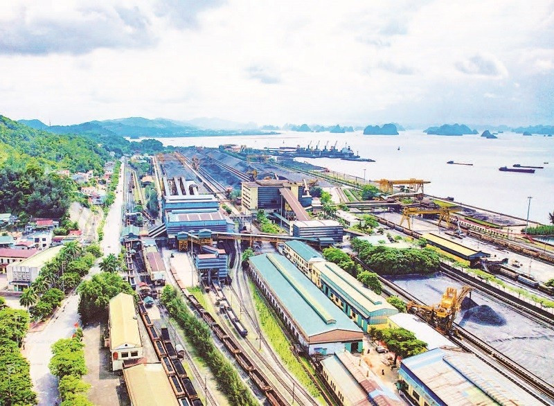 Mặt bằng sản xuất của Công ty Tuyển than Cửa Ông ngày càng bảo đảm các tiêu chí “Sáng-xanh-sạch”.