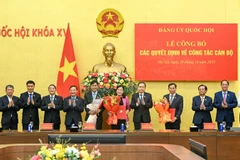 Chủ tịch Quốc hội Trần Thanh Mẫn và các Phó Chủ tịch Quốc hội cùng các đại biểu dự lễ công bố. (Ảnh: DUY LINH)