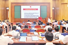 Giờ học của học viên Lớp bồi dưỡng, cập nhật kiến thức, kỹ năng đối với cán bộ quy hoạch Ủy viên Ban Chấp hành Trung ương Đảng khóa XIV. (Ảnh: DUY LINH)