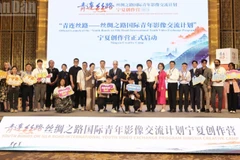 Lễ khai mạc trại sáng tác Ninh Hạ - Chương trình giao lưu sáng tạo video thanh niên quốc tế Con đường tơ lụa. 