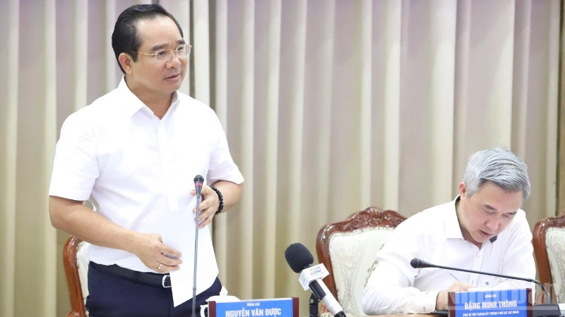 Chủ tịch Ủy ban nhân dân Thành phố Hồ Chí Minh Nguyễn Văn Được phát biểu tại Hội nghị.