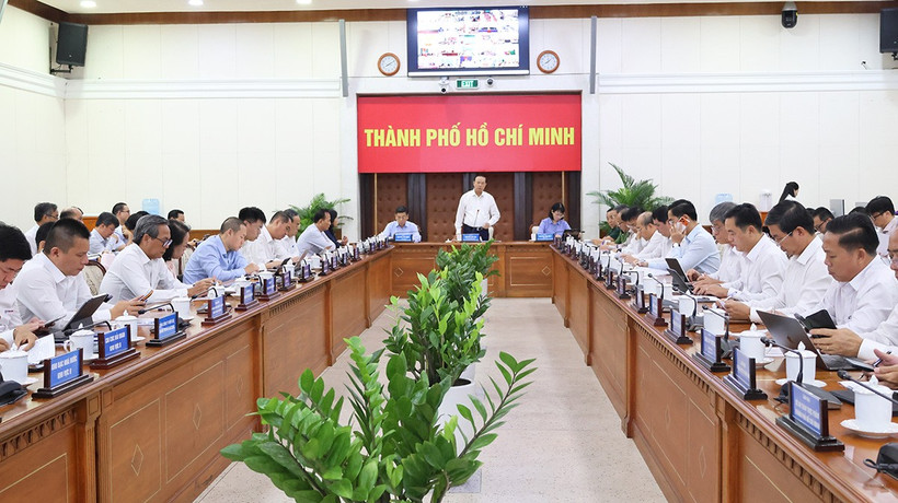 Toàn cảnh phiên họp.