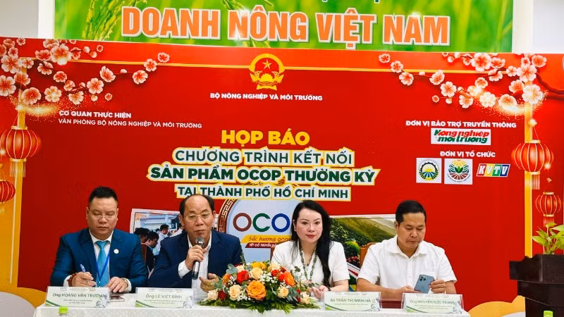 Ban Tổ chức thông tin về Chương trình “OCOP đặc sản vùng miền và ẩm thực” và “Sắc hương OCOP và Tết cổ truyền dân tộc”.
