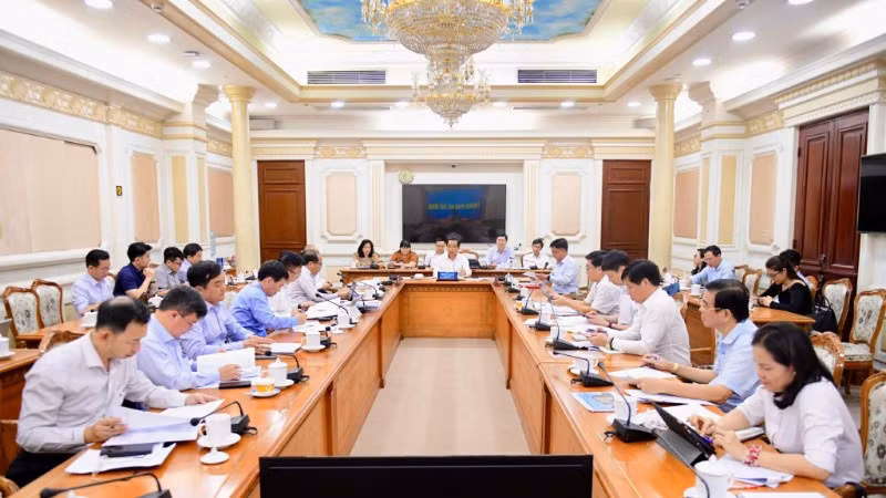 Quang cảnh cuộc họp.